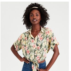 AMERICAN EAGLE Hawaiian button down shirt